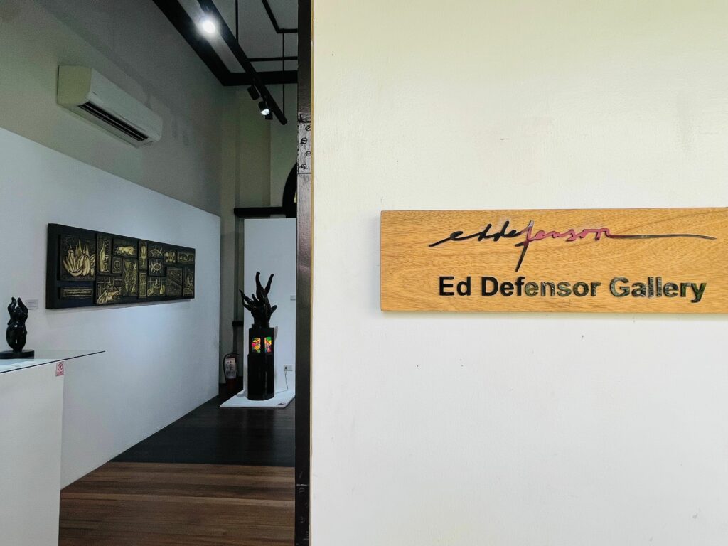 Defensor Gallery